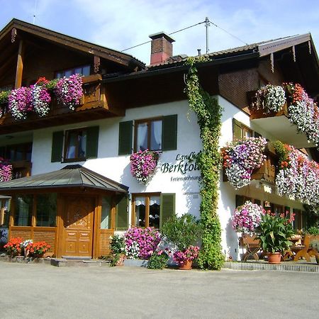 Landhaus Berktold Obermaiselstein Exteriör bild
