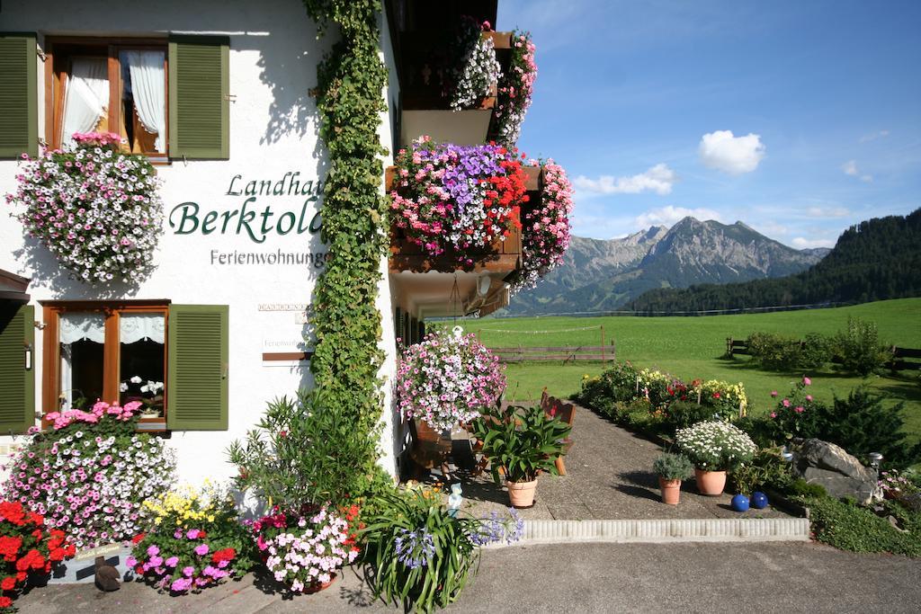 Landhaus Berktold Obermaiselstein Exteriör bild