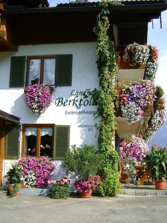 Landhaus Berktold Obermaiselstein Exteriör bild